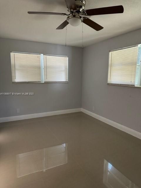 Recently Rented: $3,350 (3 beds, 2 baths, 1265 Square Feet)