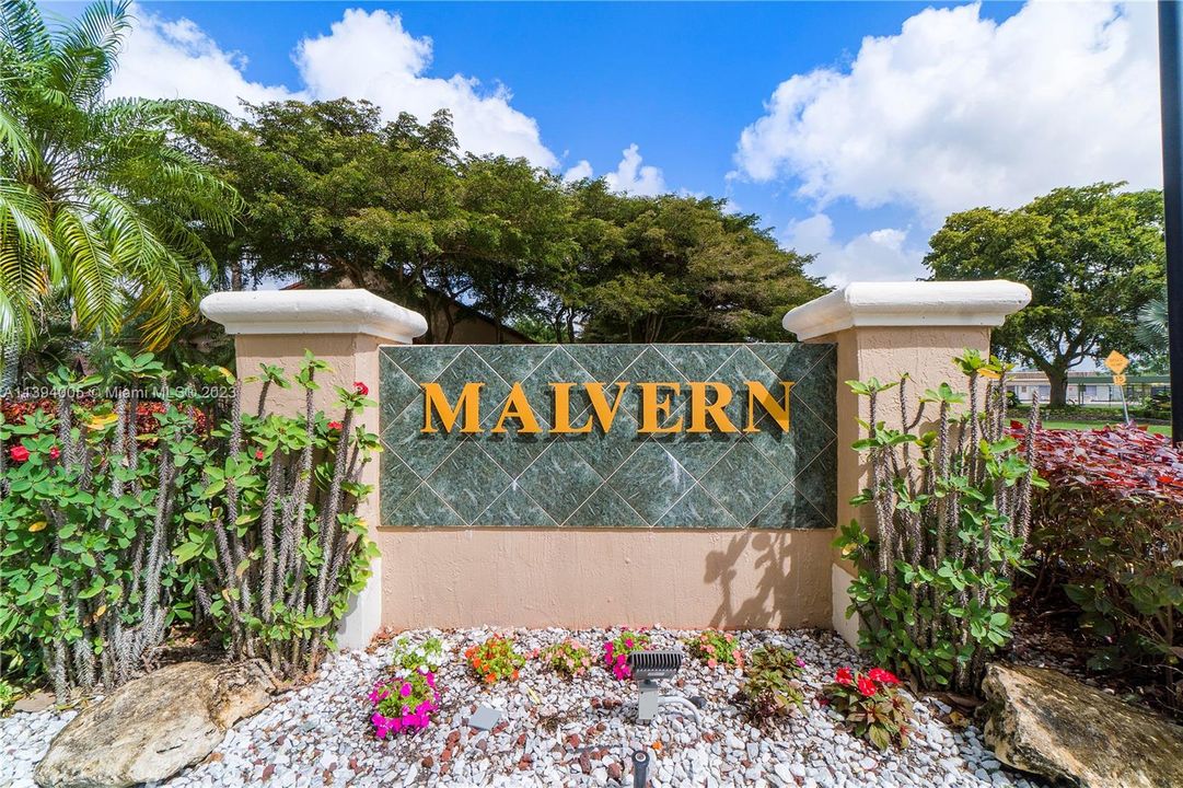 Recently Sold: $399,900 (2 beds, 2 baths, 1482 Square Feet)