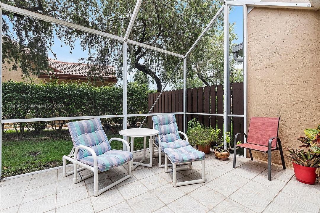 Recently Sold: $399,900 (2 beds, 2 baths, 1482 Square Feet)