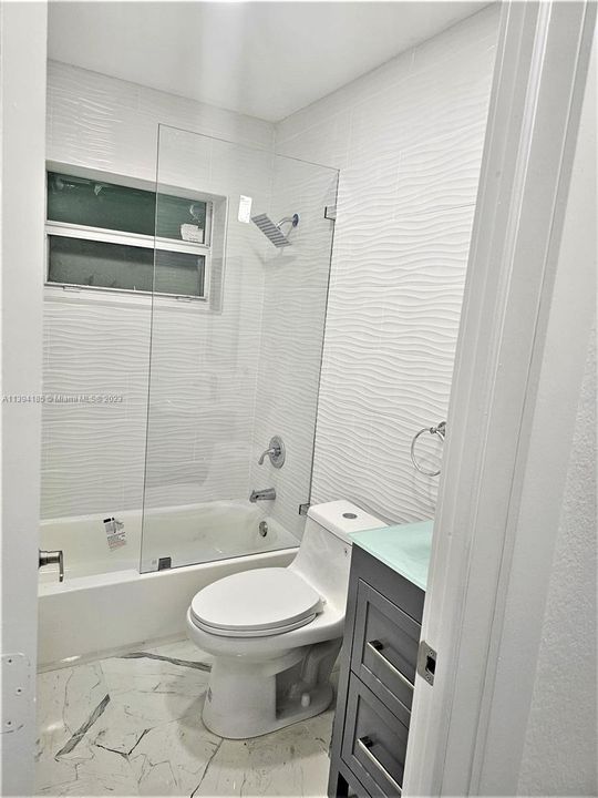 Недавно арендовано: $3,100 (4 спален, 1 ванн, 1500 Квадратных фут)
