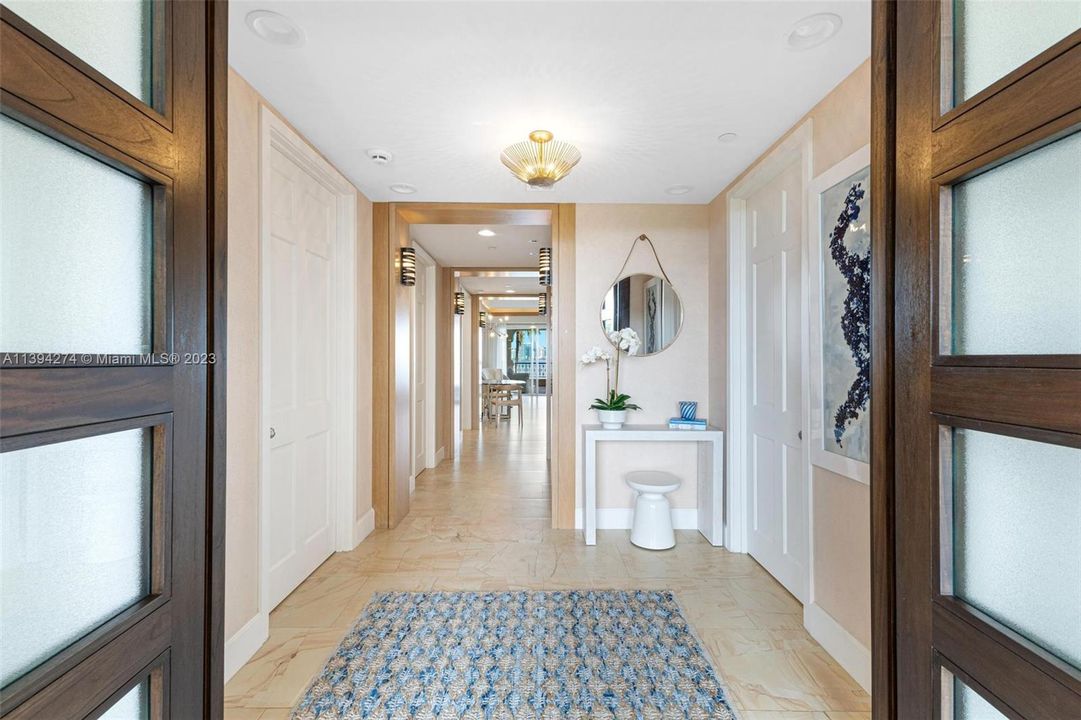 Active With Contract: $4,500,000 (3 beds, 3 baths, 1950 Square Feet)