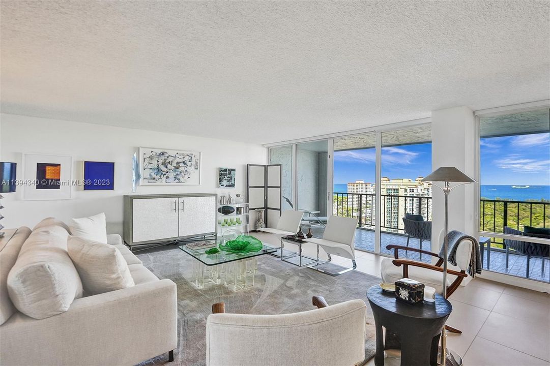 Recently Sold: $795,000 (2 beds, 2 baths, 1500 Square Feet)