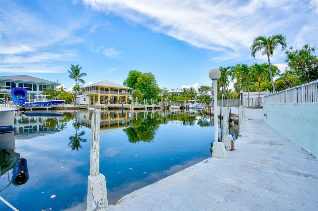 Recently Sold: $1,350,000 (5 beds, 3 baths, 2087 Square Feet)