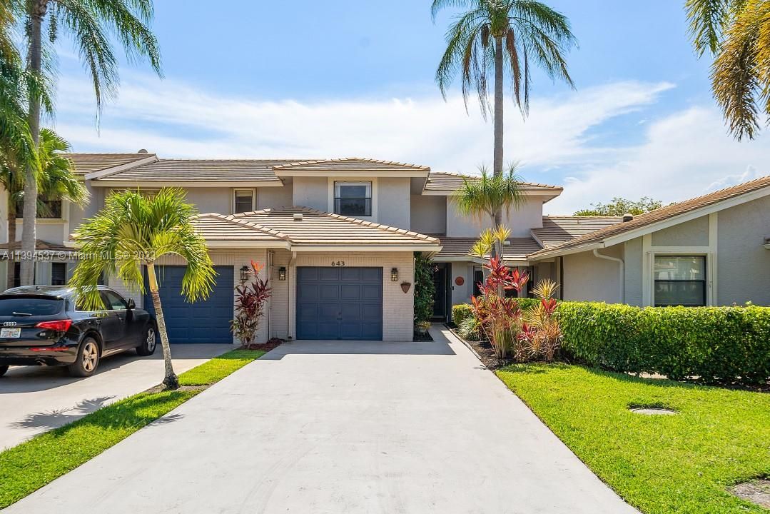 Recently Sold: $494,500 (3 beds, 2 baths, 2297 Square Feet)