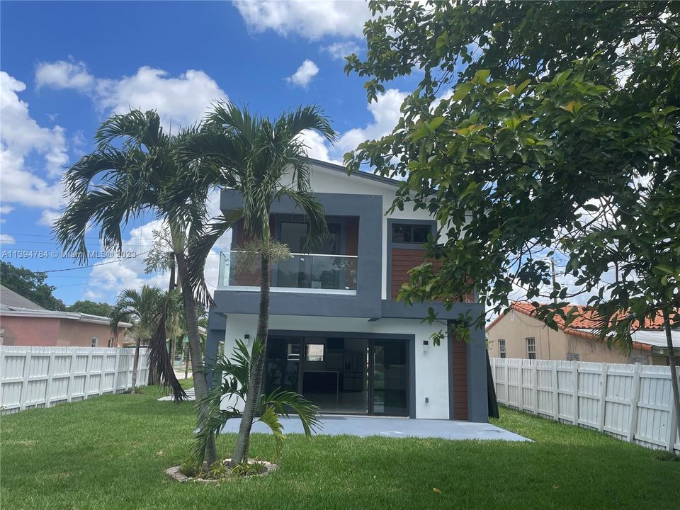 Recently Sold: $749,000 (3 beds, 2 baths, 0 Square Feet)