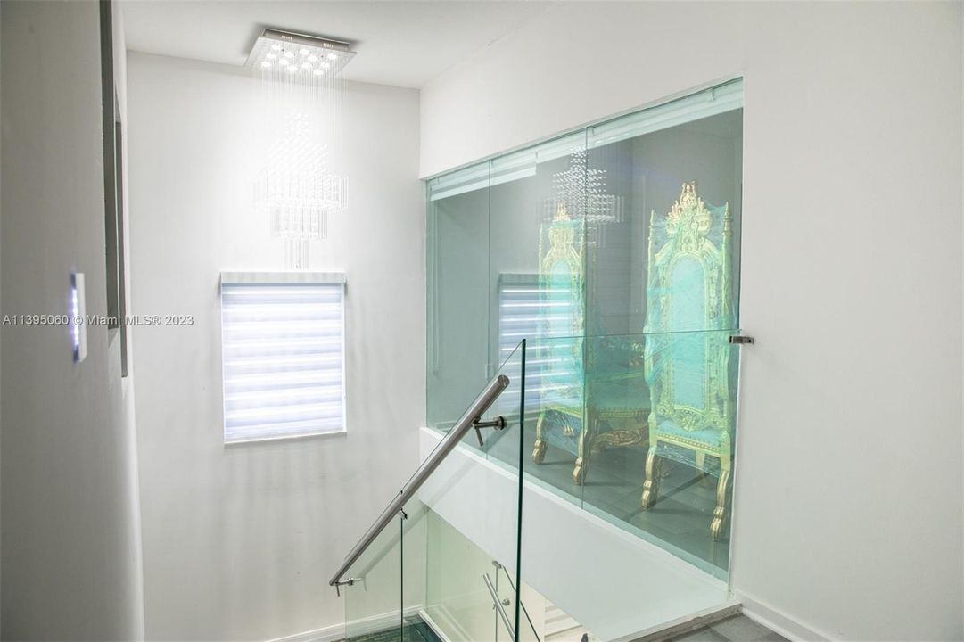 Recently Rented: $5,500 (5 beds, 3 baths, 3340 Square Feet)