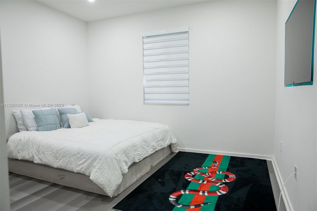 Recently Rented: $5,500 (5 beds, 3 baths, 3340 Square Feet)