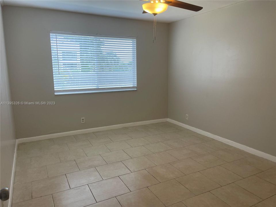 Recently Rented: $1,750 (1 beds, 1 baths, 690 Square Feet)