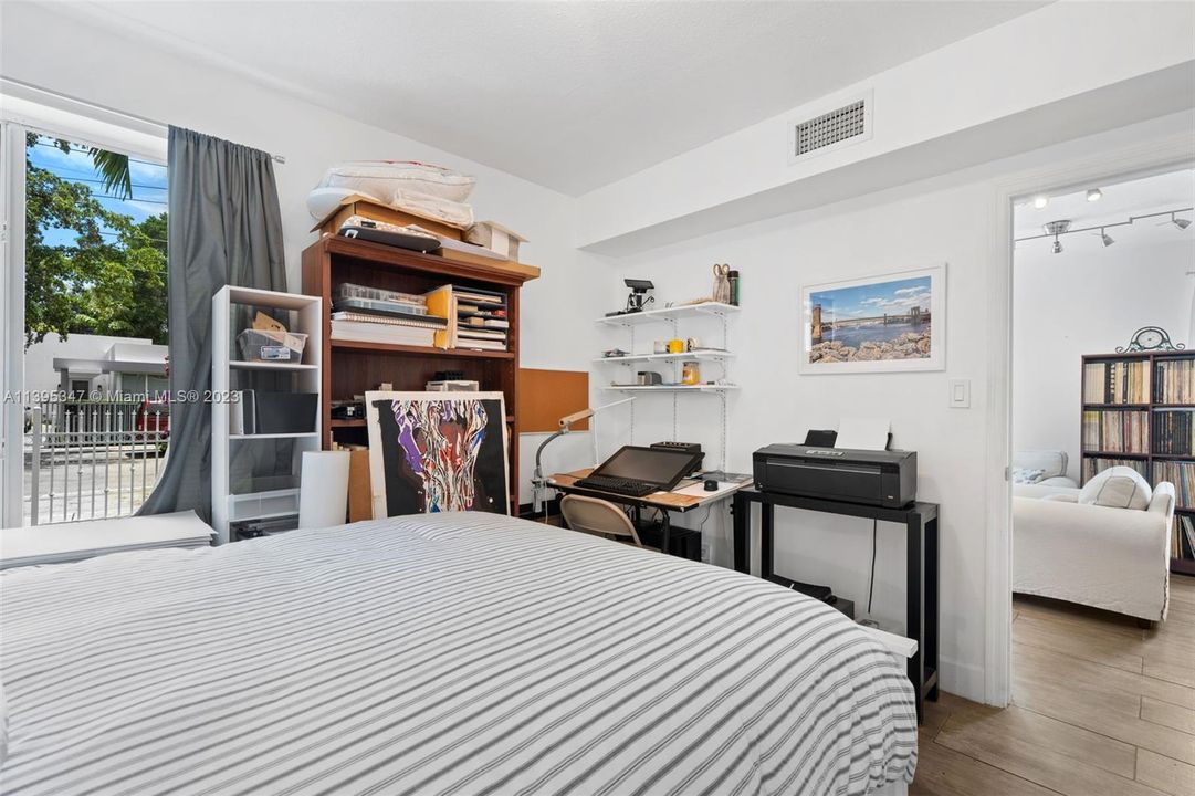 Недавно продано: $1,095,000 (0 спален, 0 ванн, 1978 Квадратных фут)