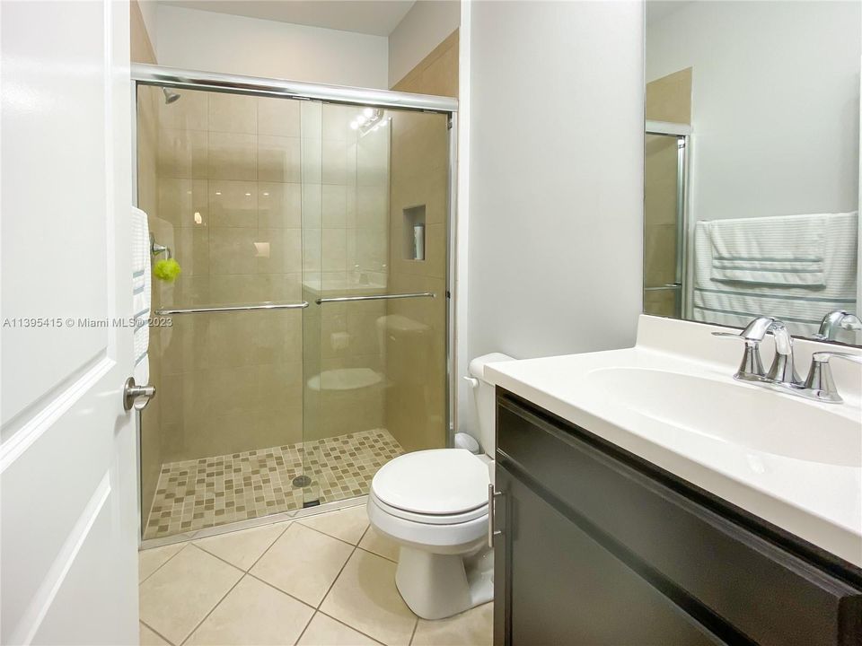 最近租的: $3,850 (3 贝兹, 3 浴室, 1770 平方英尺)