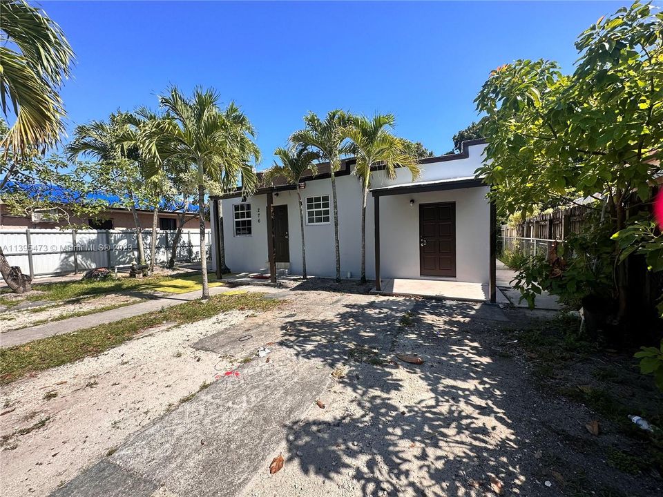 Recently Sold: $729,000 (0 beds, 0 baths, 2215 Square Feet)