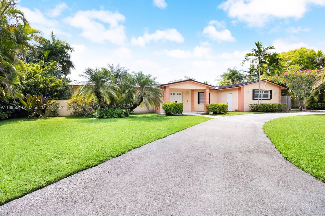 Recently Sold: $1,599,999 (3 beds, 2 baths, 2623 Square Feet)