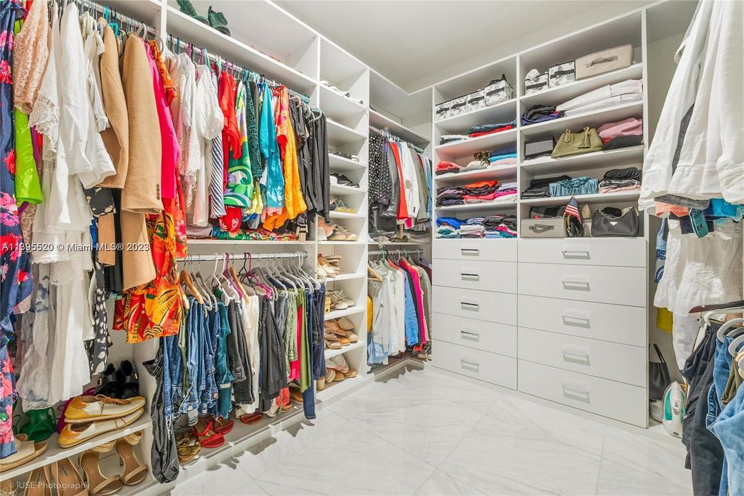 Main bedroom's finished walk-in closet