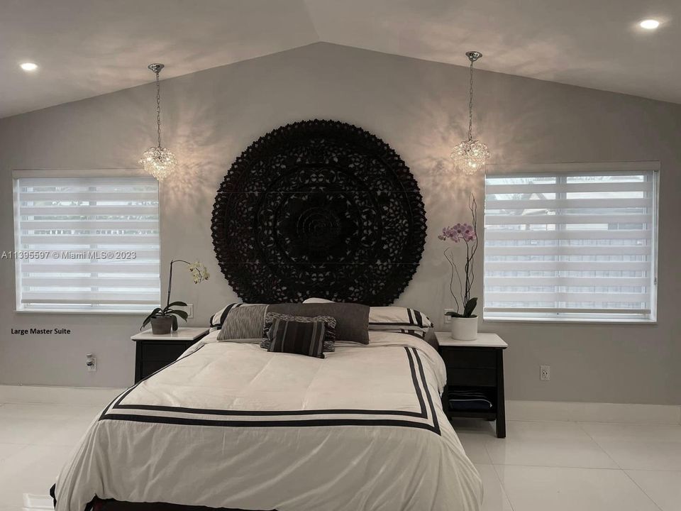 Недавно арендовано: $6,000 (5 спален, 3 ванн, 2475 Квадратных фут)