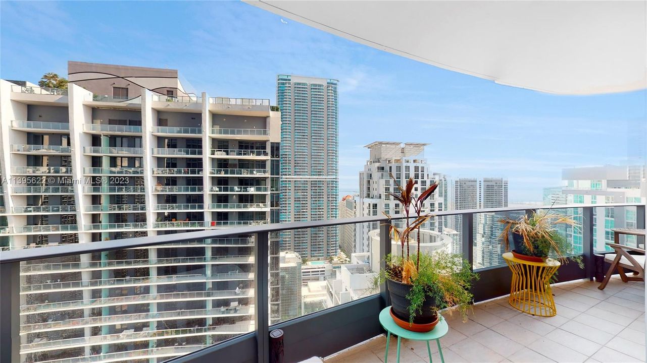 Recently Rented: $6,000 (1 beds, 2 baths, 1022 Square Feet)