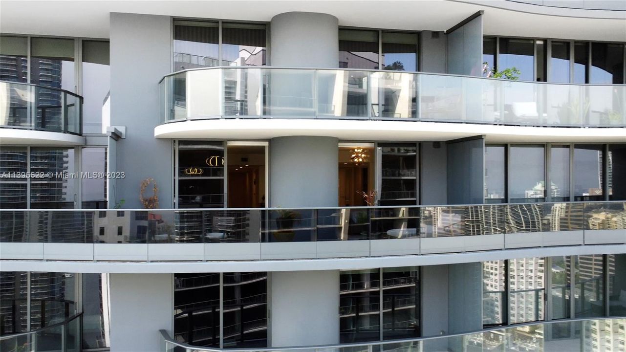 Recently Rented: $6,000 (1 beds, 2 baths, 1022 Square Feet)