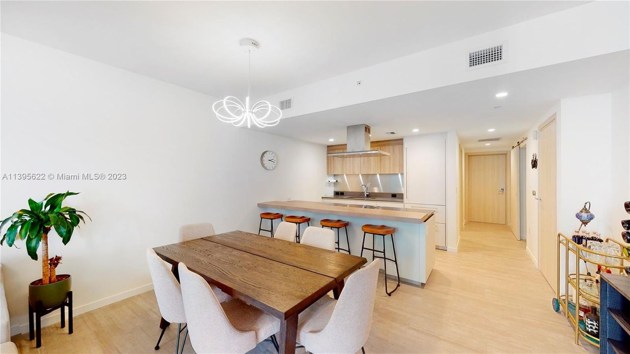 Recently Rented: $6,000 (1 beds, 2 baths, 1022 Square Feet)