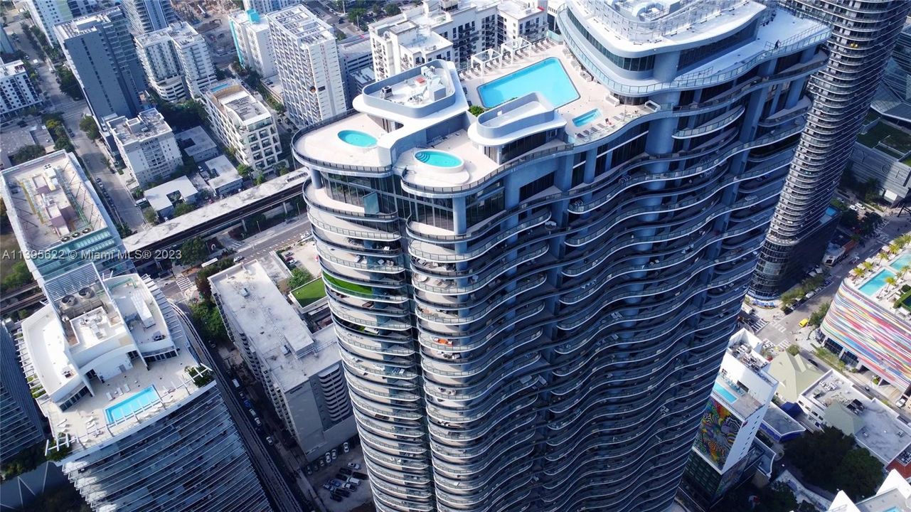 Recently Rented: $6,000 (1 beds, 2 baths, 1022 Square Feet)