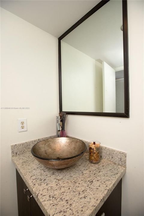 Recently Sold: $150,000 (2 beds, 2 baths, 850 Square Feet)