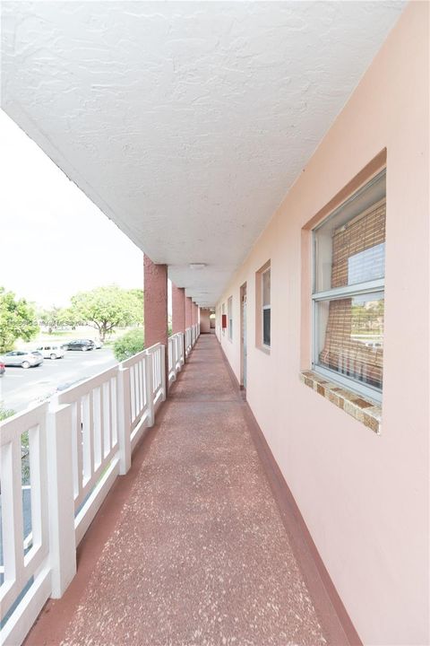 Recently Sold: $150,000 (2 beds, 2 baths, 850 Square Feet)