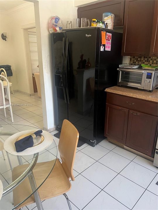 Recently Sold: $750,000 (3 beds, 3 baths, 1475 Square Feet)