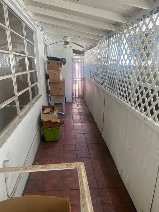 Recently Sold: $750,000 (3 beds, 3 baths, 1475 Square Feet)