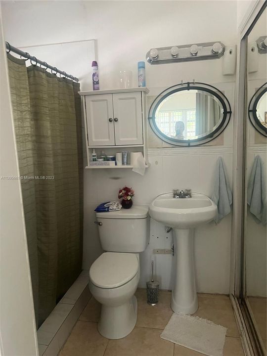 Recently Sold: $750,000 (3 beds, 3 baths, 1475 Square Feet)