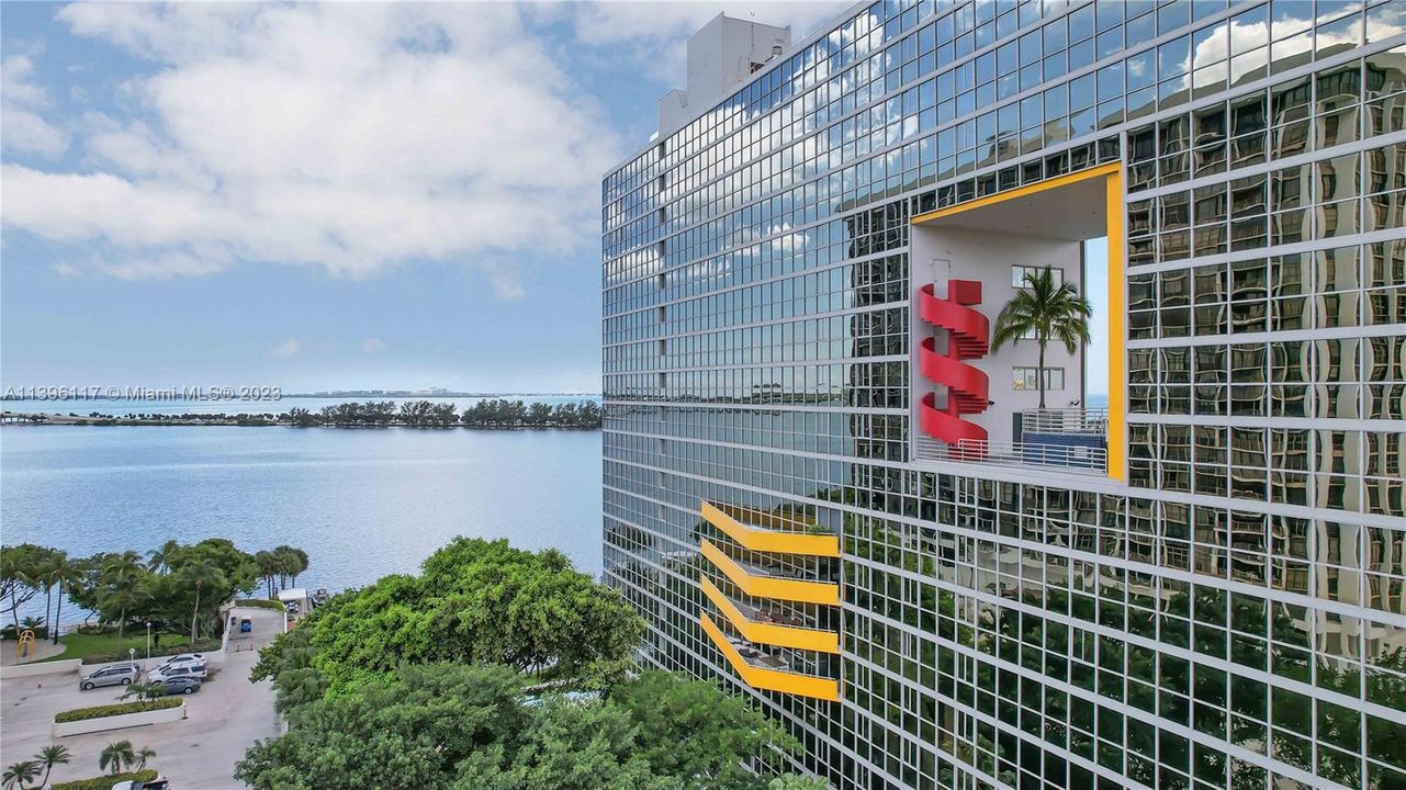 Recently Sold: $1,400,000 (3 beds, 3 baths, 2149 Square Feet)