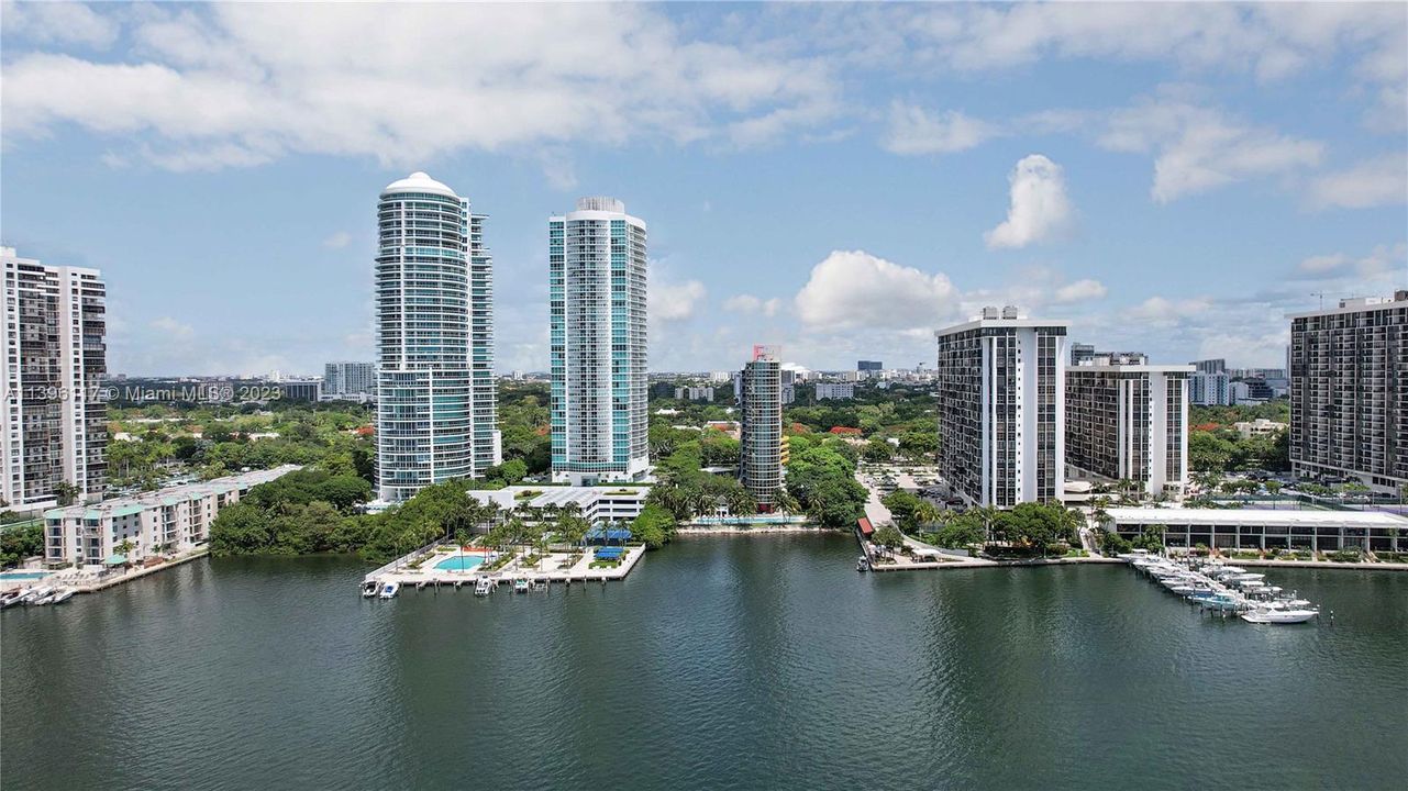 Recently Sold: $1,400,000 (3 beds, 3 baths, 2149 Square Feet)