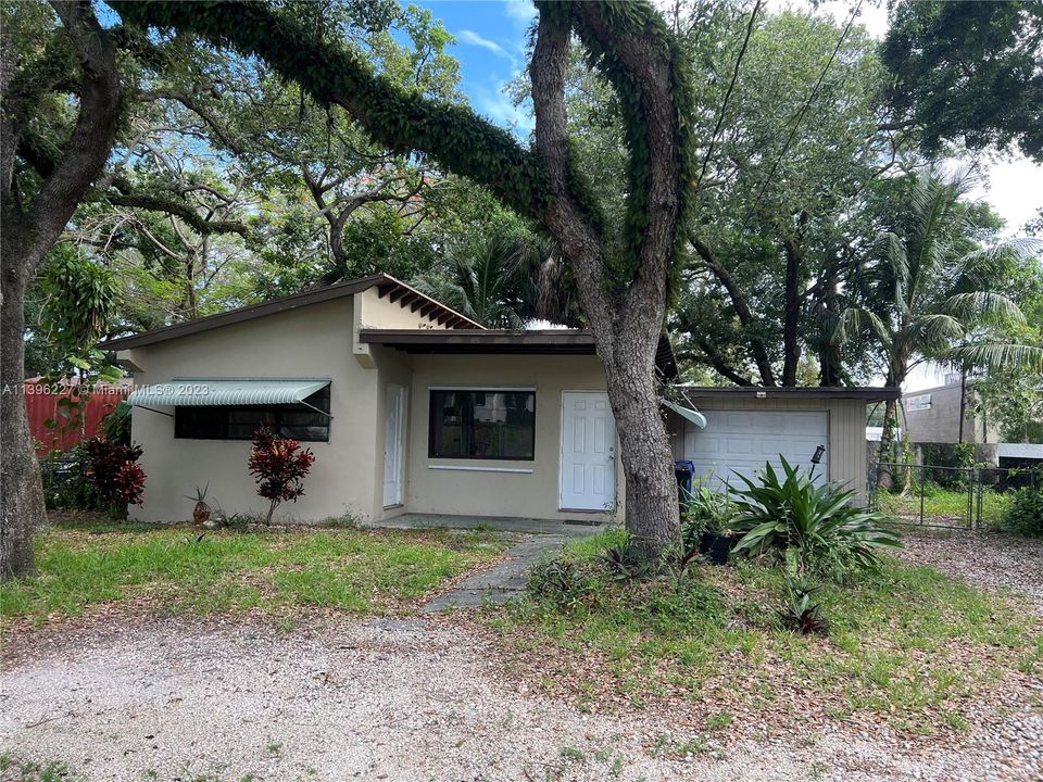 Recently Sold: $350,000 (0.18 acres)