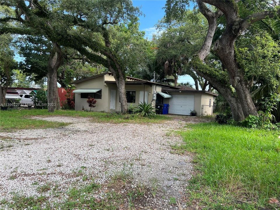 Recently Sold: $350,000 (0.18 acres)