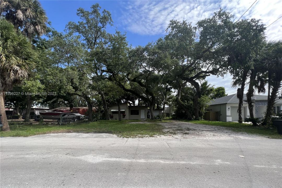 Recently Sold: $350,000 (0.18 acres)