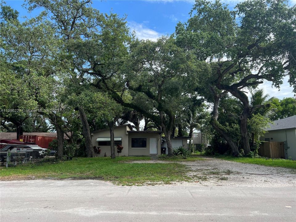 Recently Sold: $350,000 (0.18 acres)