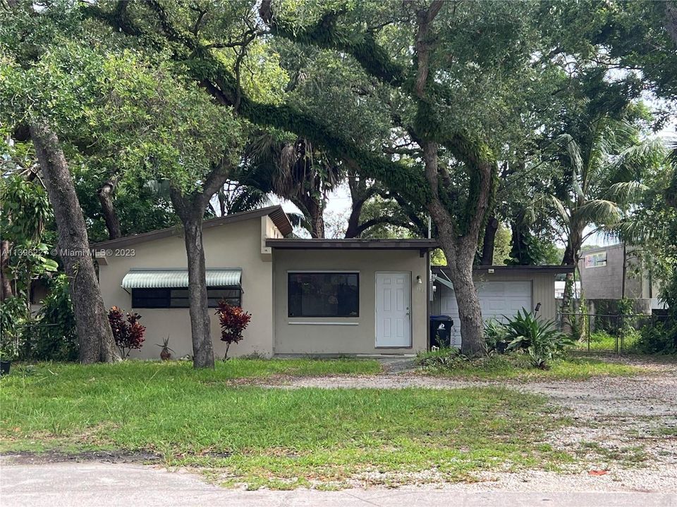 Recently Sold: $350,000 (0.18 acres)