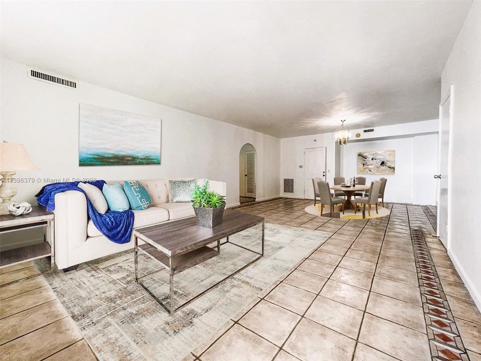 Recently Sold: $749,900 (2 beds, 2 baths, 1514 Square Feet)
