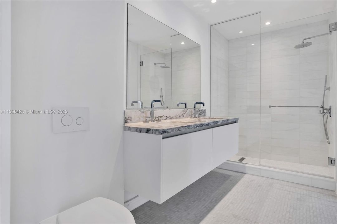 Recently Sold: $680,000 (1 beds, 1 baths, 0 Square Feet)