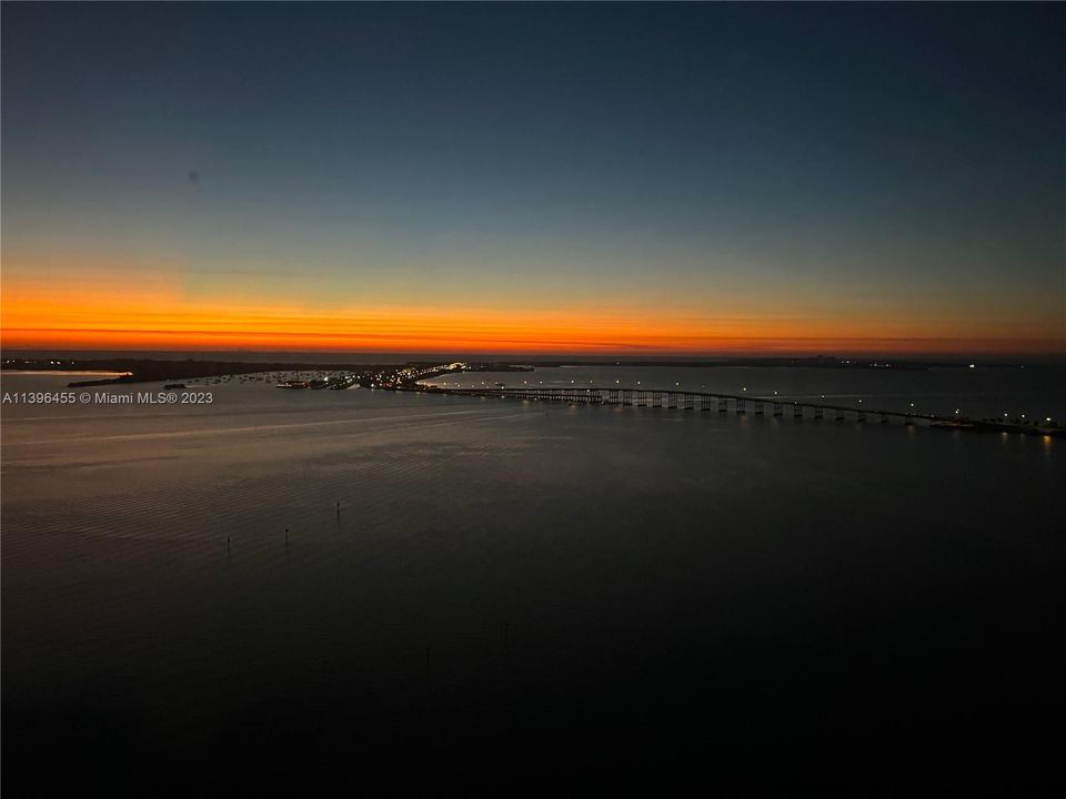 Recently Sold: $1,074,000 (2 beds, 2 baths, 1697 Square Feet)