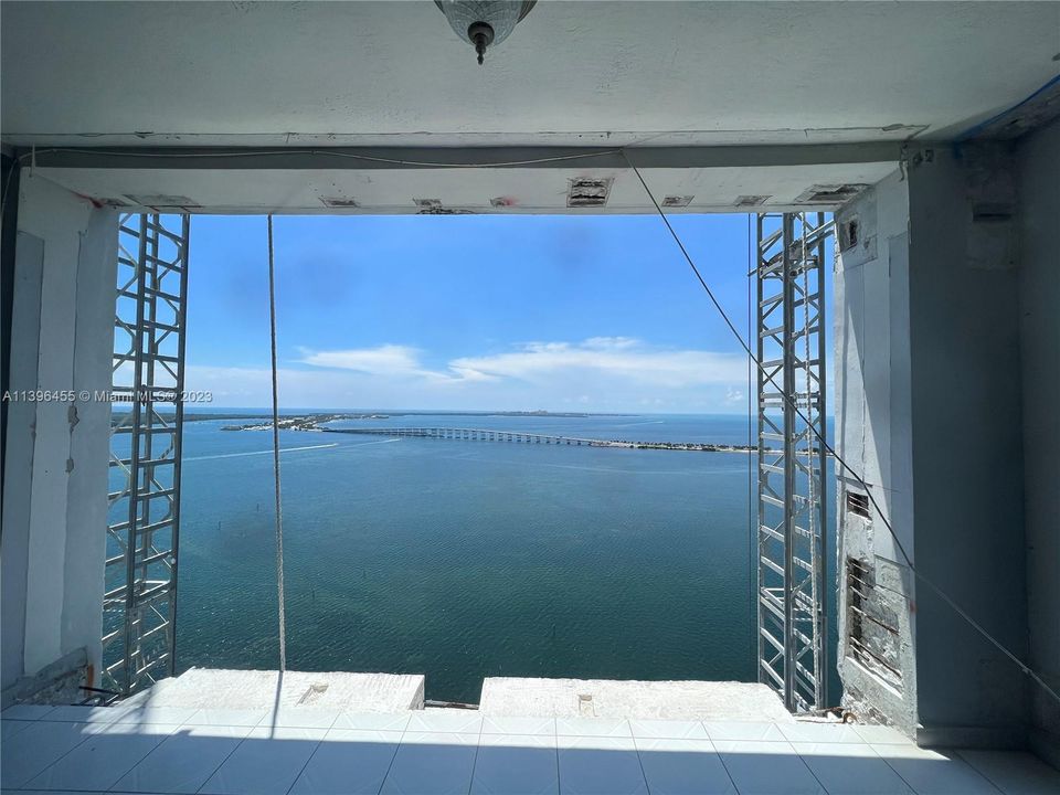 Recently Sold: $1,074,000 (2 beds, 2 baths, 1697 Square Feet)