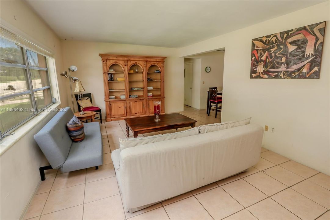 Recently Rented: $2,000 (1 beds, 1 baths, 16526 Square Feet)