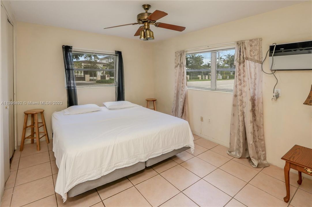 Recently Rented: $2,000 (1 beds, 1 baths, 16526 Square Feet)