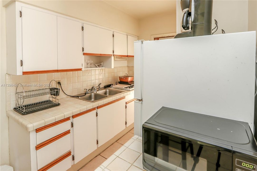 Recently Rented: $2,000 (1 beds, 1 baths, 16526 Square Feet)