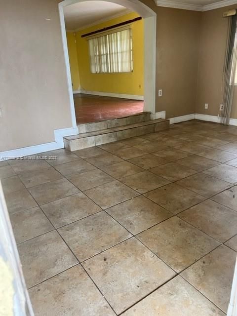 Recently Sold: $229,000 (3 beds, 2 baths, 1460 Square Feet)