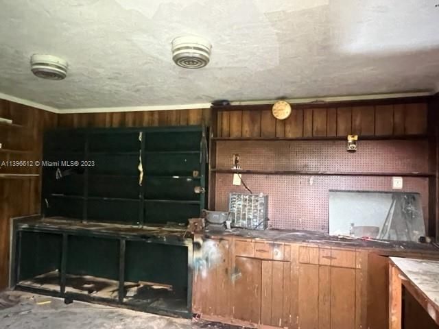 Recently Sold: $229,000 (3 beds, 2 baths, 1460 Square Feet)