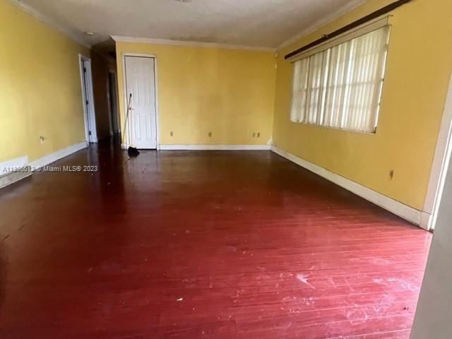 Recently Sold: $229,000 (3 beds, 2 baths, 1460 Square Feet)