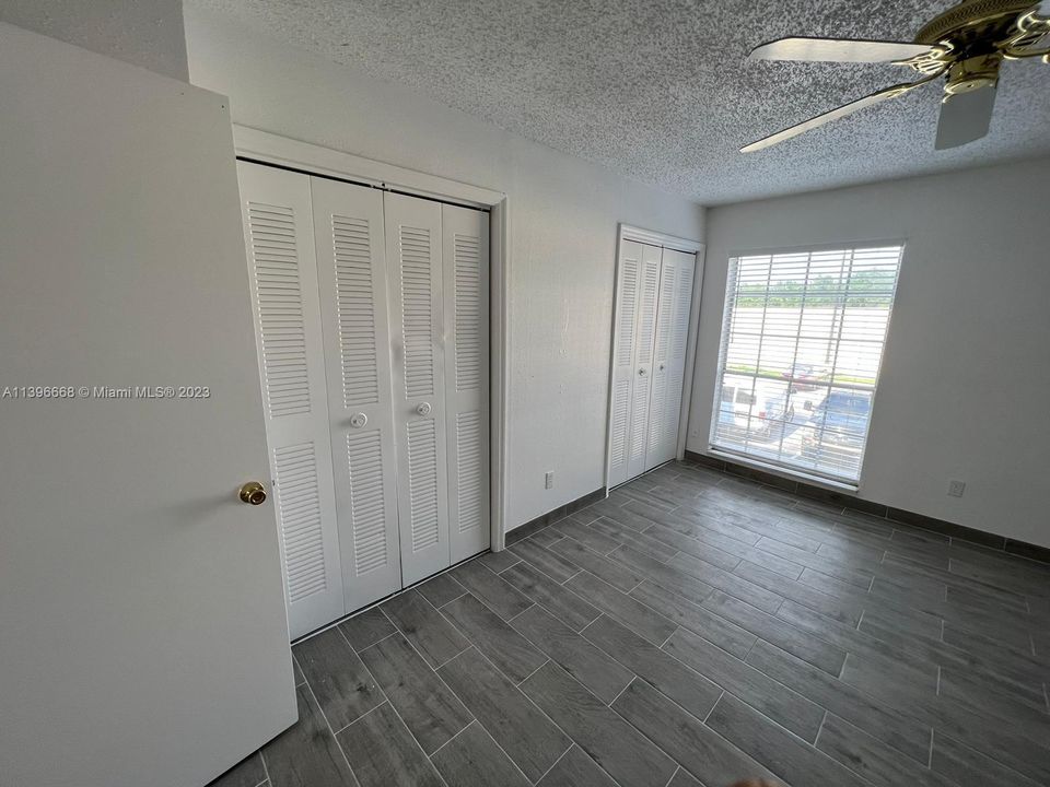 Recently Rented: $1,299 (1 beds, 1 baths, 650 Square Feet)