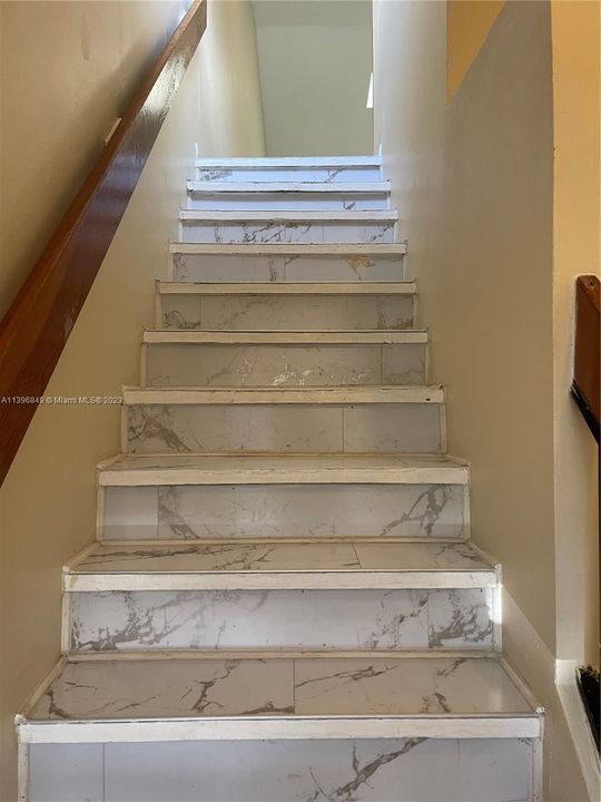 Recently Rented: $2,200 (2 beds, 2 baths, 1210 Square Feet)