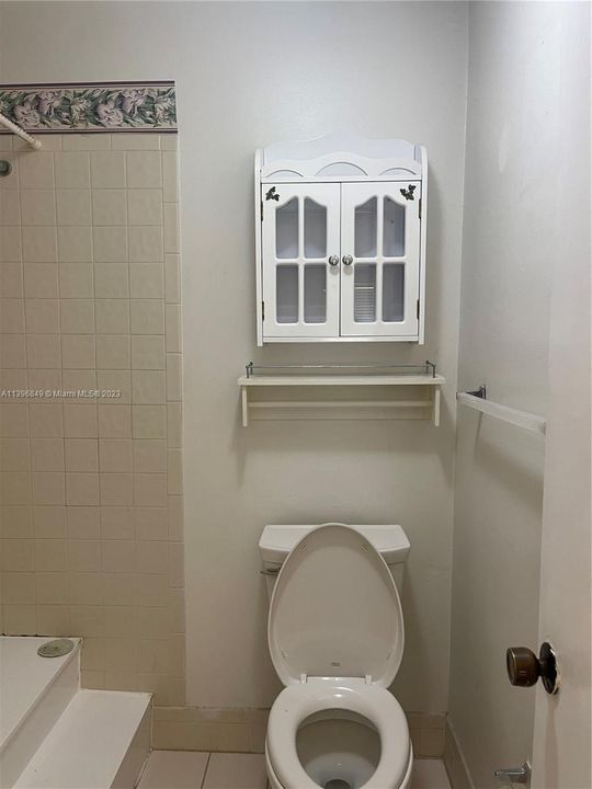 Recently Rented: $2,200 (2 beds, 2 baths, 1210 Square Feet)