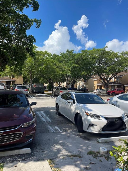 Recently Rented: $2,200 (2 beds, 2 baths, 1210 Square Feet)