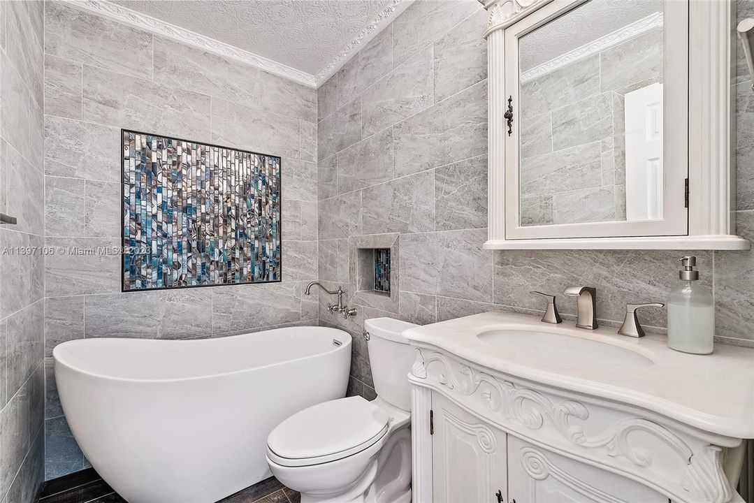 Recently Sold: $469,900 (3 beds, 2 baths, 1152 Square Feet)