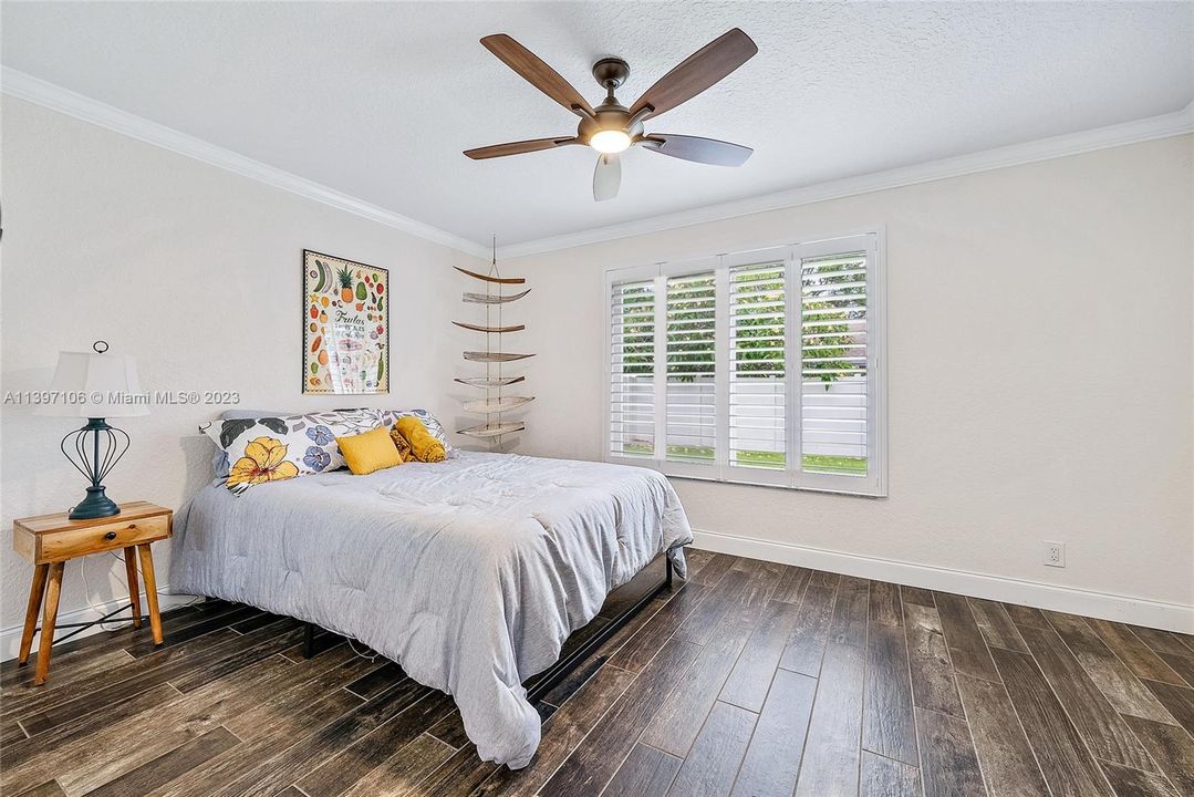 Recently Sold: $469,900 (3 beds, 2 baths, 1152 Square Feet)